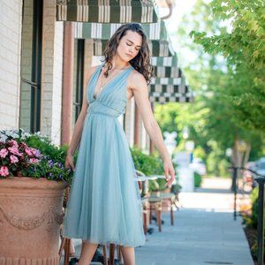 Selfie Leslie Floating By Plunging Neckline Mesh Overlay Midi Dress Sage